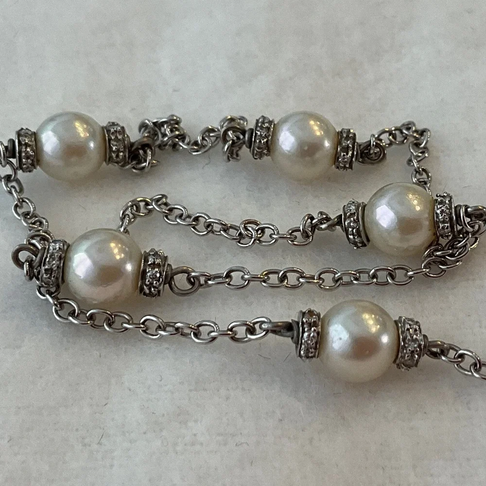 Diamond & Pearl Station 18k White Gold Necklace